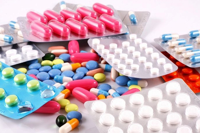Лекарства оказались на четвертом месте среди самых закупаемых впрок товаров